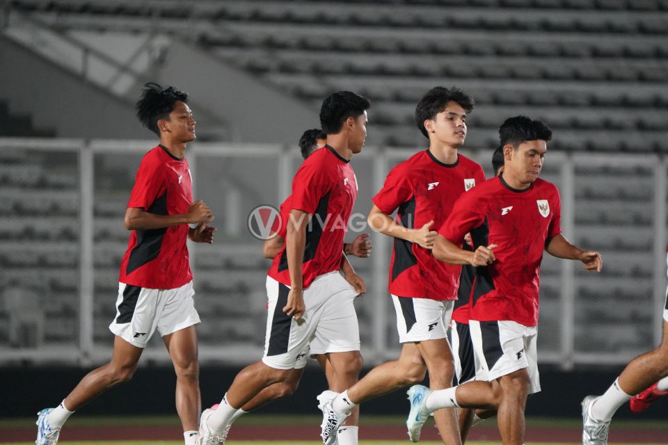 Gerald Vanenburg Bahagia Bawa Indonesia Lolos Semifinal Piala AFF U-23