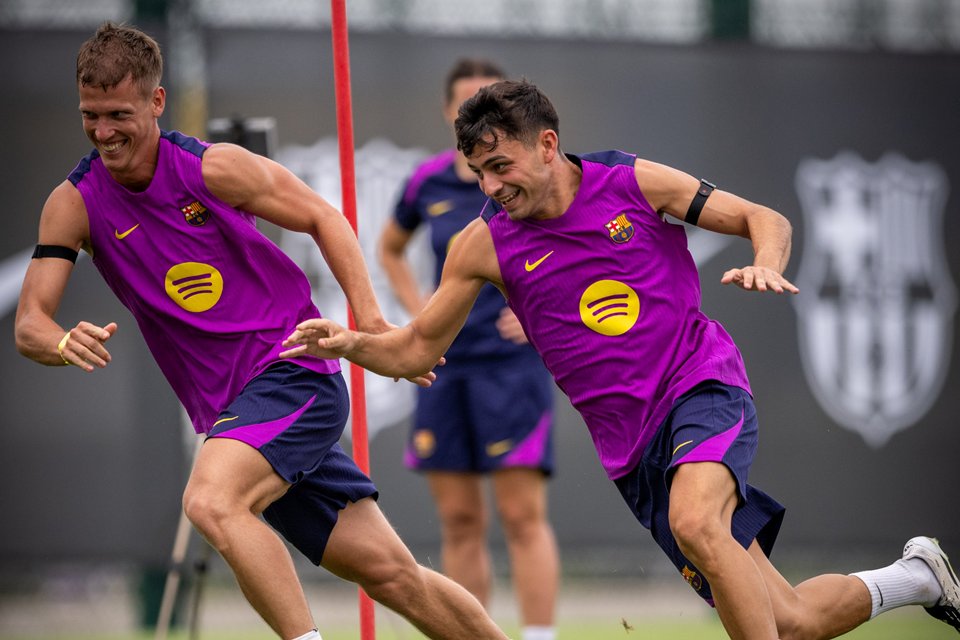 Ada Masalah di Promotor, Tur Asia Barcelona Batal?