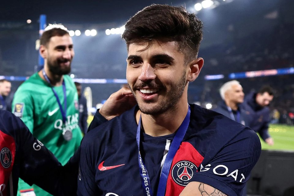 Bek PSG Bisa Jadi Opsi Menarik bagi United
