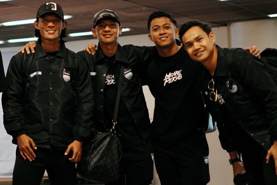 Bojan Hodak Bahagia Lihat Persib Semakin Solid Selama TC di Thailand