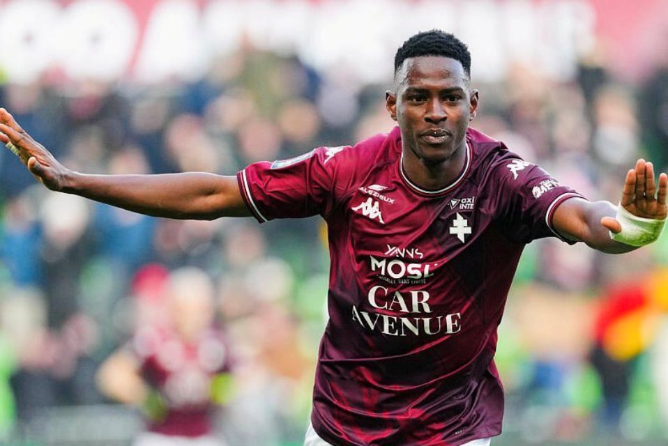 Inginkan Pilar Metz, West Ham Rela Incarannya Dibajak United?