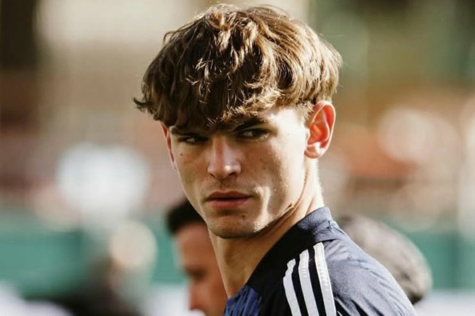 Tengah Bidik Pilar Como, Madrid Sukses Buat Tottenham Kecewa!