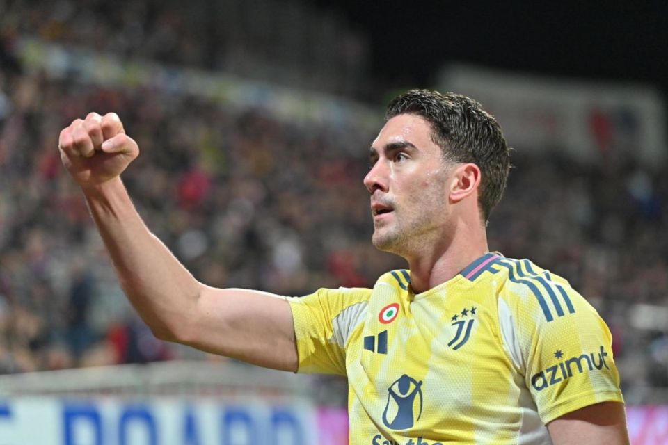 Vlahovic jadi Opsi Newcastle jika Isak Hengkang