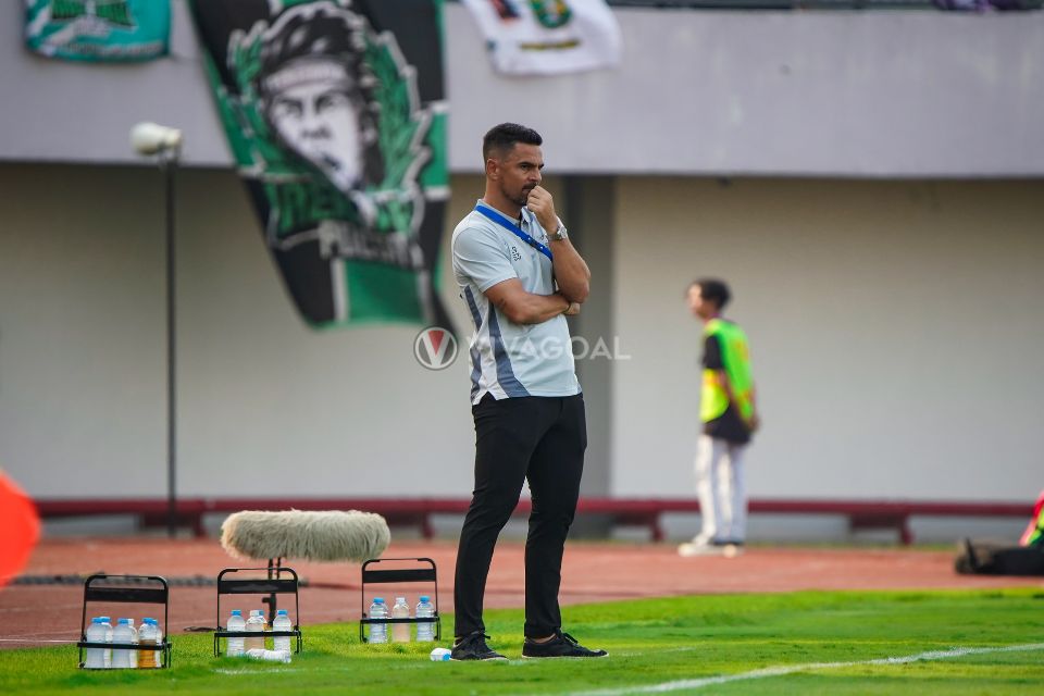 Carlos Pena Janji Segera Perbaiki Performa Persita demi Suporter
