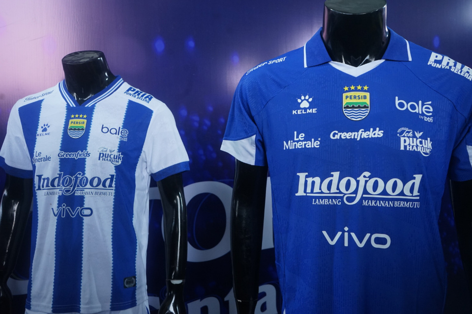 Jersey Tandang dan Kandang Persib di Super League 2025/26.