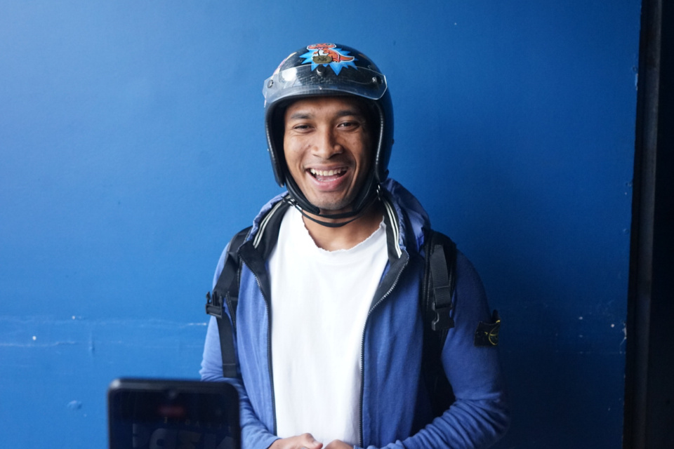 Gelandang Persib, Robi Darwis.