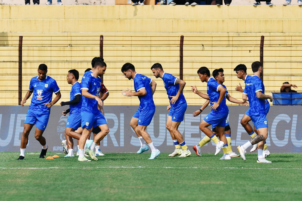 Sesi Latihan Persib Jelang Hadapi PSIM di Stadion Sultan Agung Bantul.