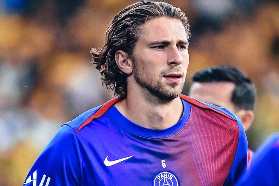 Enrique Puji Performa Zabarnyi dalam Debutnya di Ligue 1