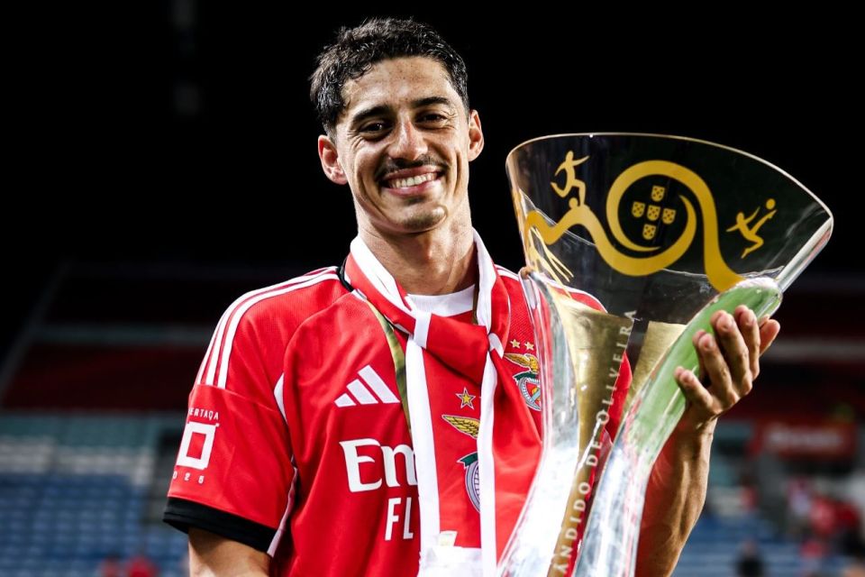 Berpotensi Ditinggal Veterannya, OGC Nice Bidik Fullback Benfica, Siapa?