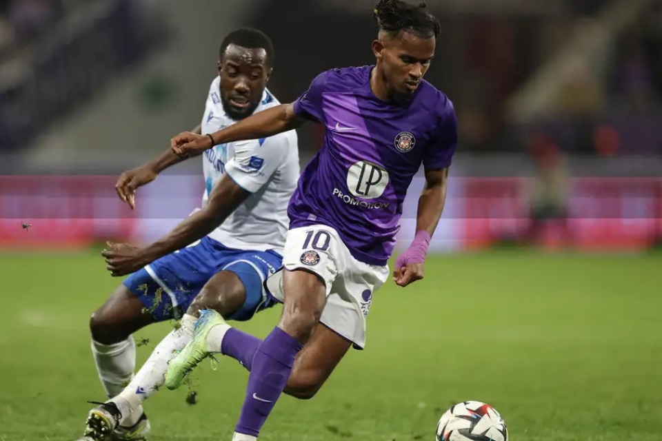 Perkuat Penyerangan, Lyon Bidik Pilar Toulouse, Siapa?