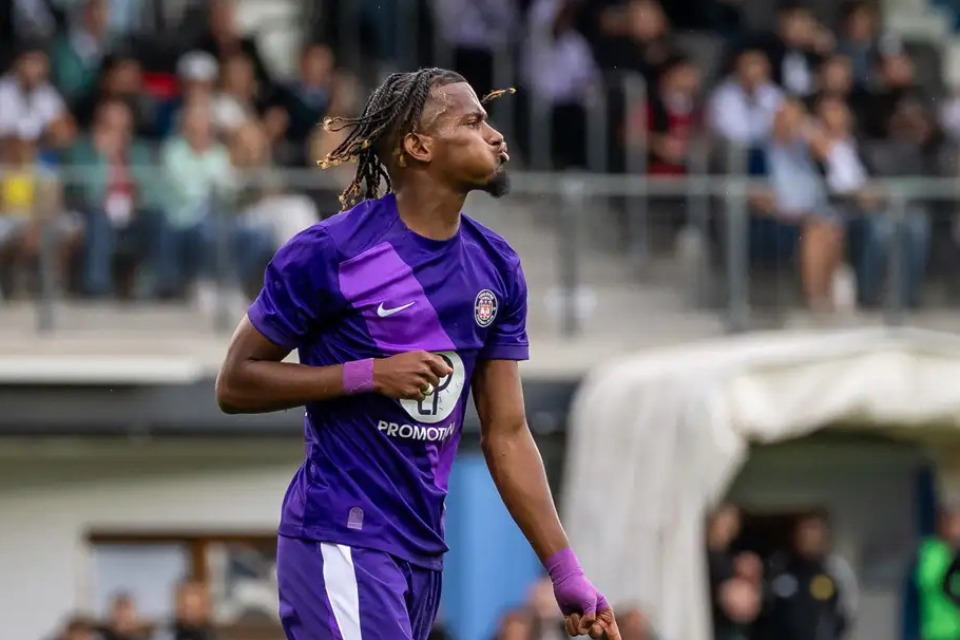 Perkuat Penyerangan, Lyon Bidik Pilar Toulouse, Siapa?