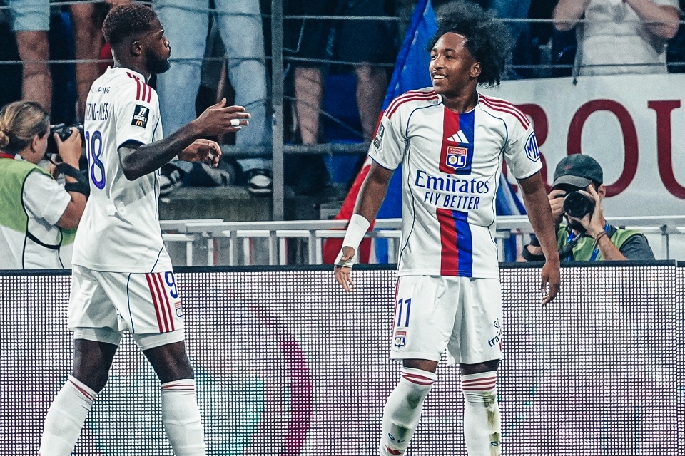 Winger Muda Lyon Sempat Dibidik United untuk Gantikan Garnacho!