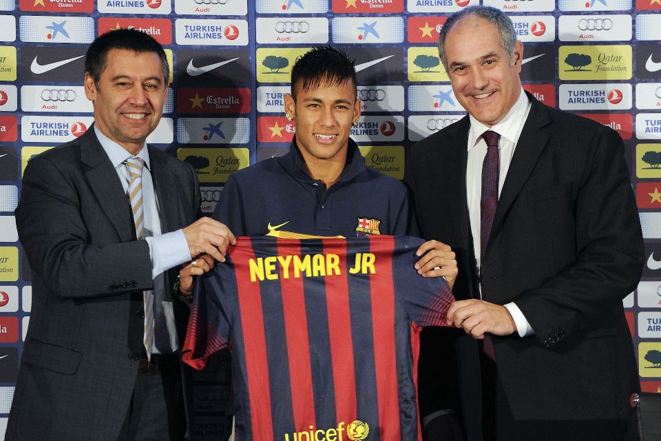 5 Fakta Saga Transfer Paling Dramatis di Dunia Sepakbola