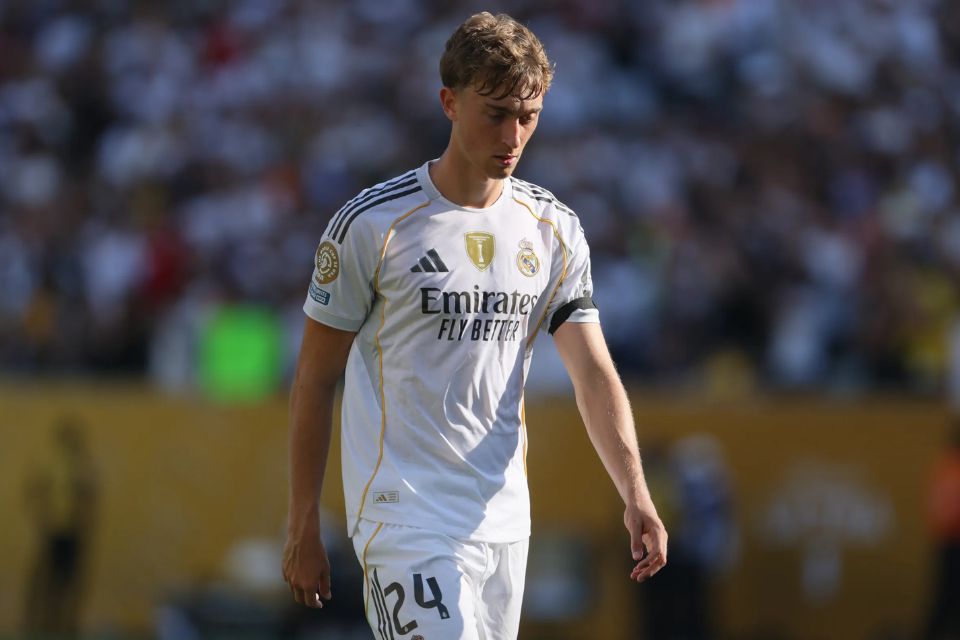 Alami Cedera Otot, Pilar Baru Madrid Harus Lewati Rangkaian Laga Krusial
