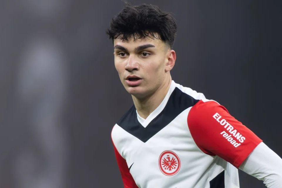 Wonderkid Frankfurt Beberkan Rahasianya Curi Kepercayaan Pelatih