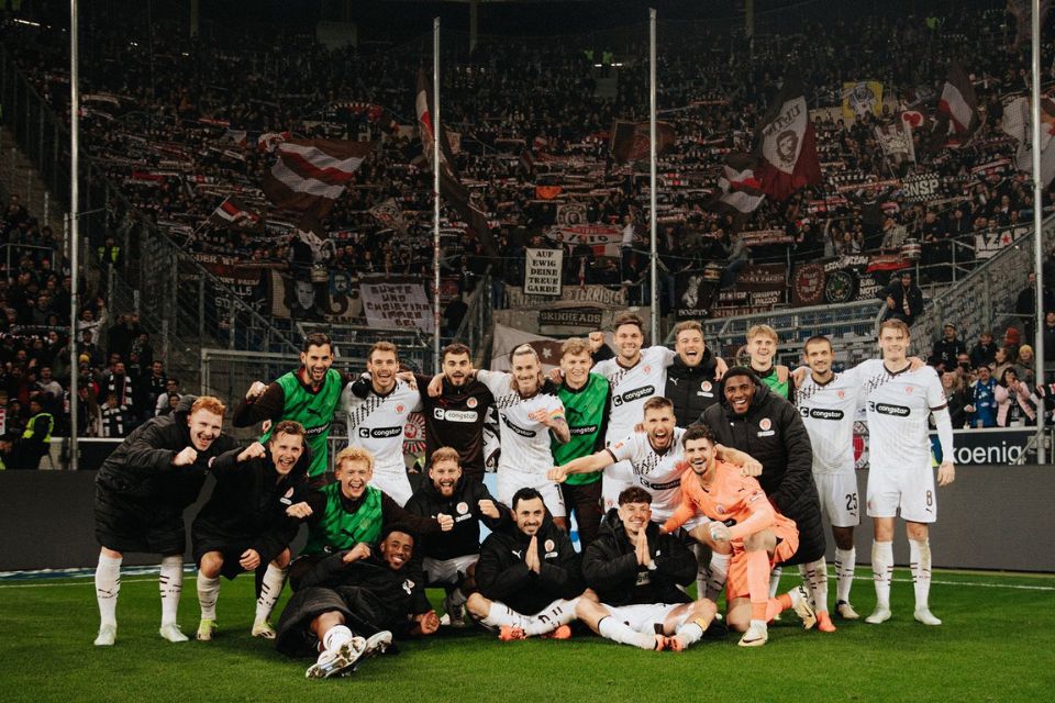 Pelatih St. Pauli Pede Timnya Bisa Hindari Kutukan Tahun Kedua Tim Promosi Bundesliga