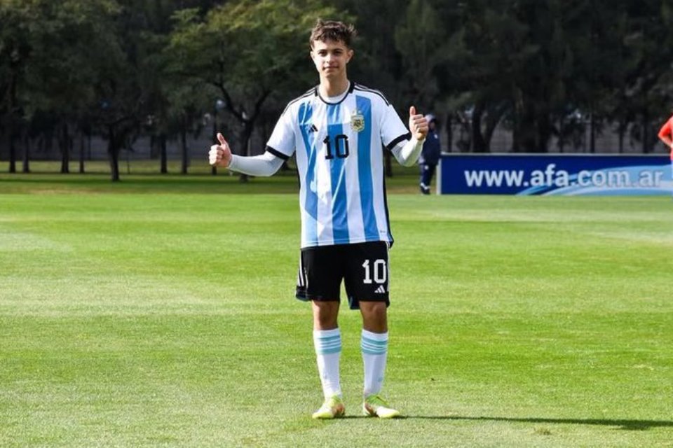 Napoli Sukses Kunci Transfer Wonderkid Juventus di Penghujung Deadline Day!