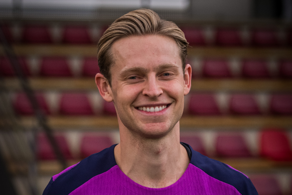 Frankie de Jong, Gelandang Barcelona.