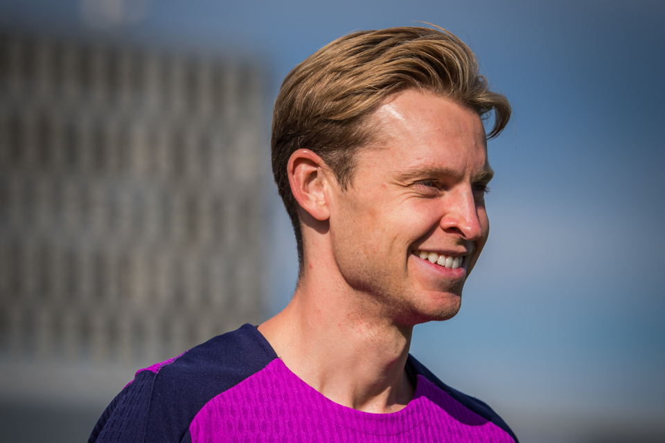 Frankie de Jong, Gelandang Barcelona.