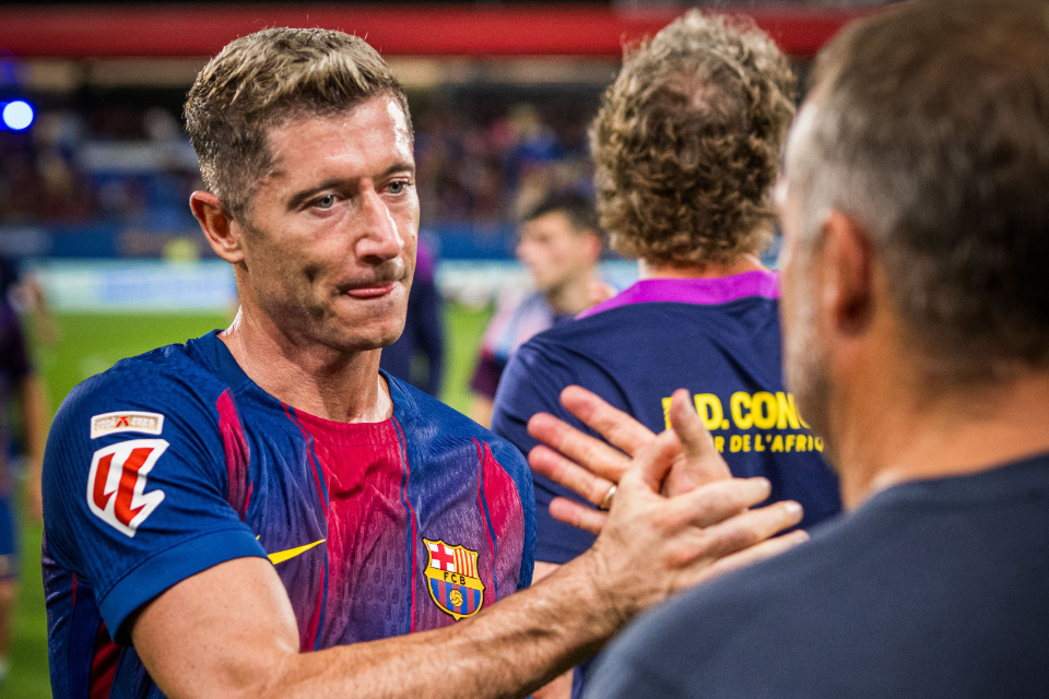 Robert Lewandowski, Penyerang Barcelona.