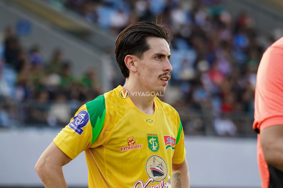 Kartu Merah Kontra Persib, Persebaya Harus Siap Main Tanpa Rivera Kontra Semen Padang