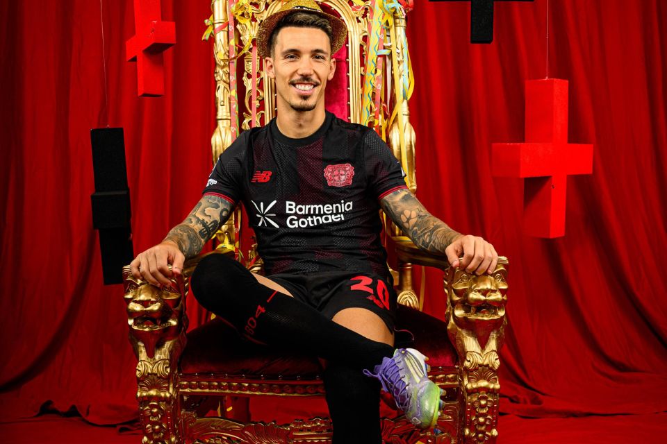 Alejandro Grimaldo Sempat Ingin Ikuti Jejak Florian Wirtz