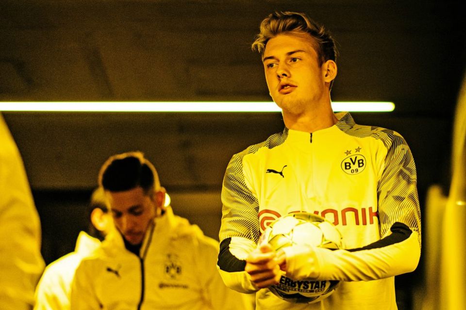 Newcastle, Aston Villa, dan Tottenham Ingin Datangkan Julian Brandt Awal Tahun