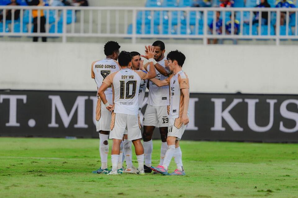 dewa united