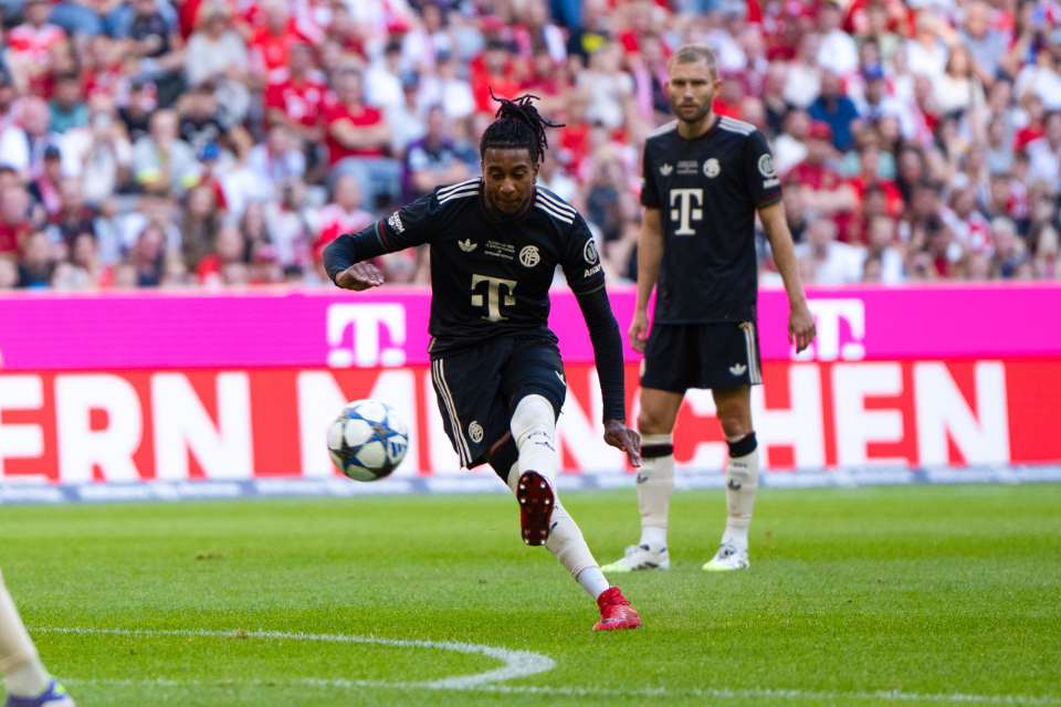 Micheal Olise, Winger Bayern Munich.
