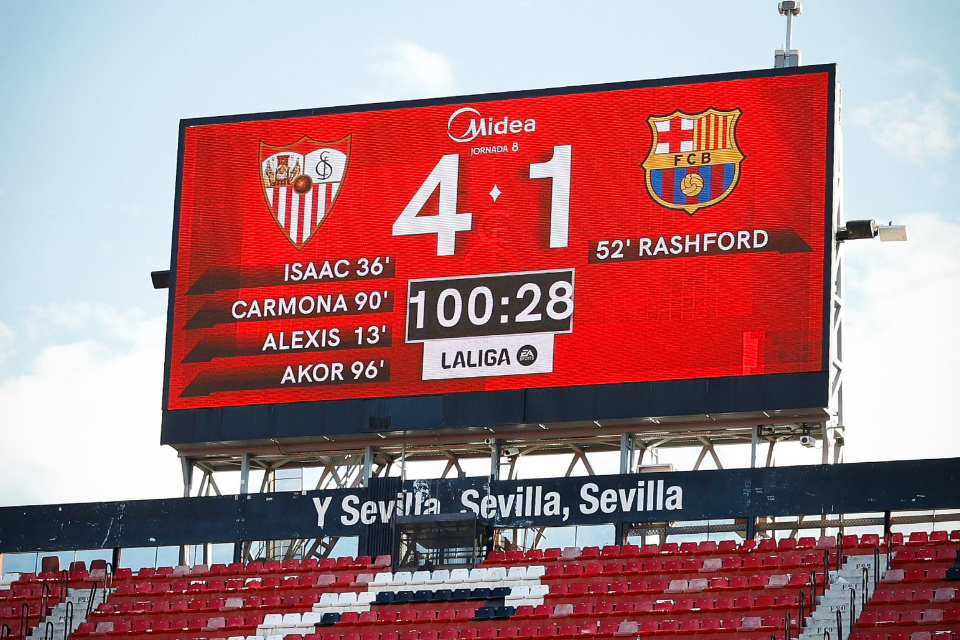 Skor akhir Sevilla versus Barcelona.