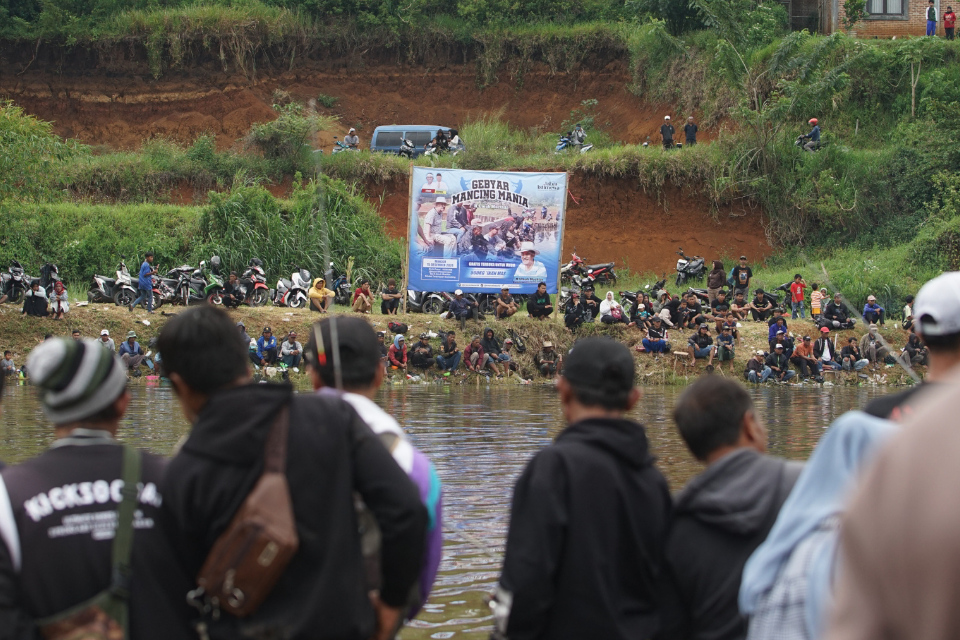 Umuh Muchtar Gelar Gebyar Mancing.