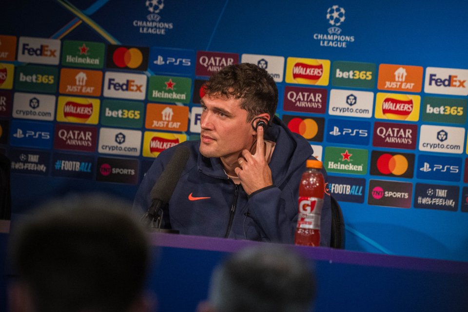 Bek Barcelona, Andreas Christensen