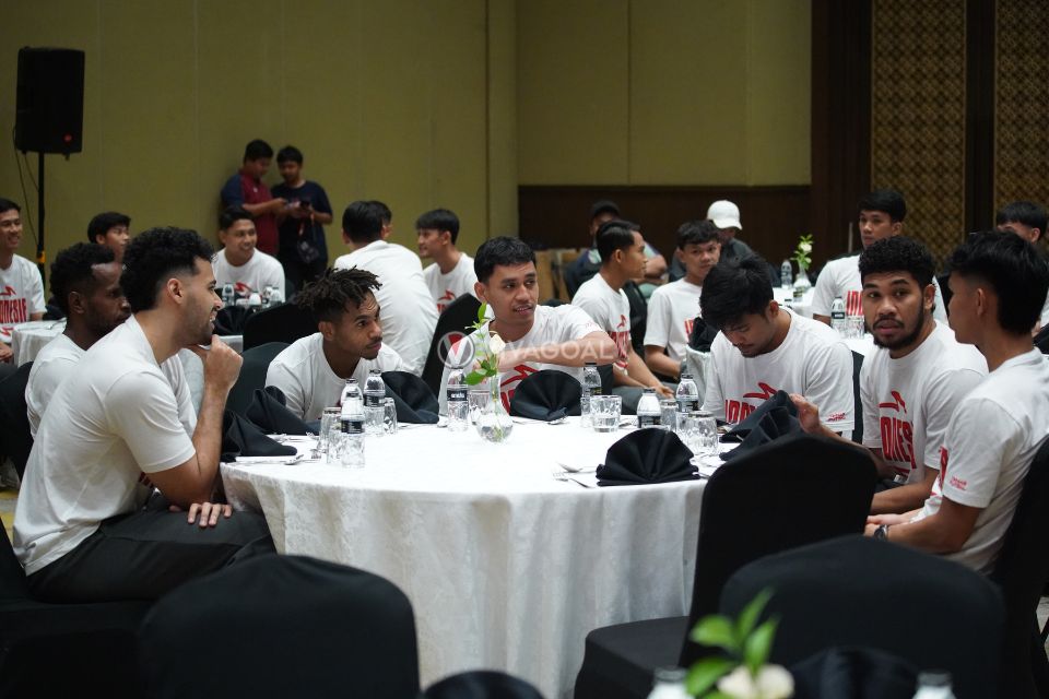 Pelatih Australia Ogah Bandingkan Timnas Sepakbola dengan Futsal Indonesia
