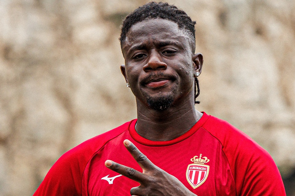 Bek Lain Cedera, Lini Belakang Monaco Krisis?