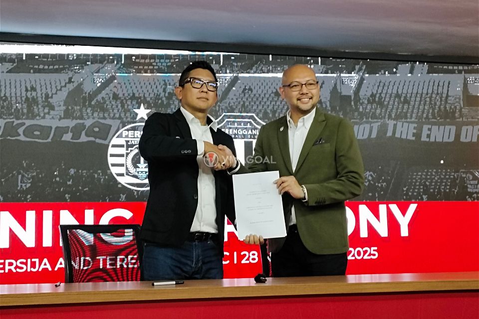 Persija Jalin Kerja Sama Dengan Tim Malaysia Trengganu FC di Hari Ulang Tahun