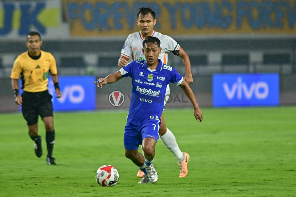 Pemain muda Persib Bandung, Beckham Putra.