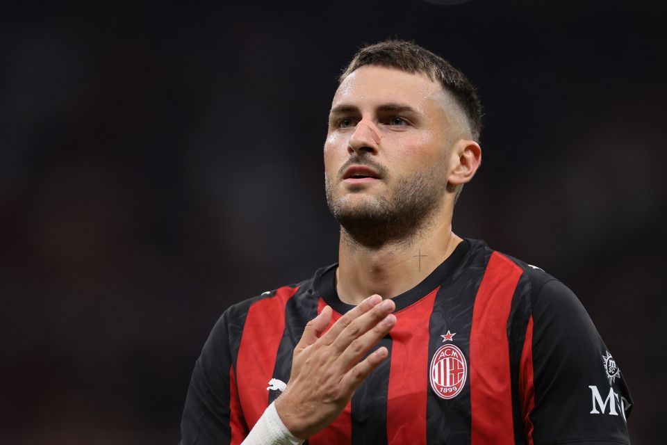 Santiago Gimenez Putuskan Naik Meja Operasi, Fullkrug Resmi Gabung Milan