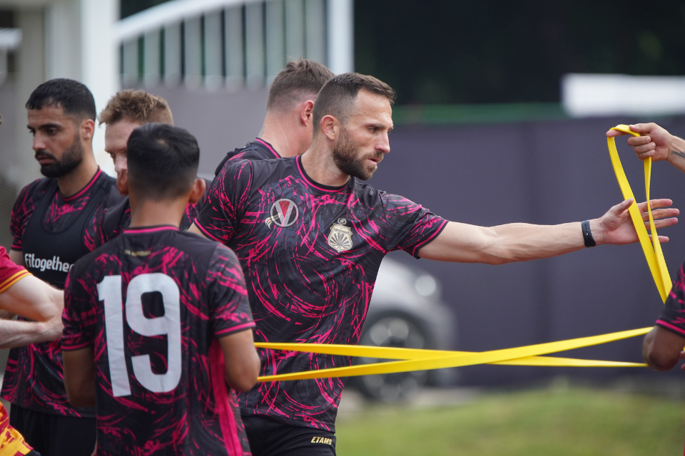 Striker Bhayangkara FC, Ilija Spasojevic