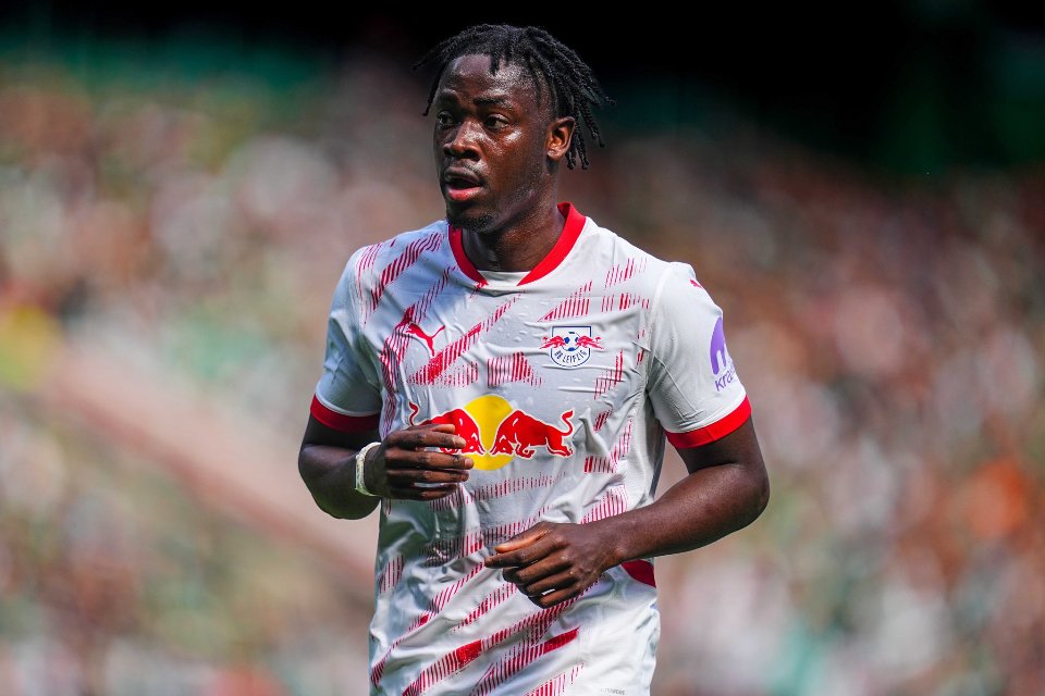 Leeds United Buka Minat untuk Amankan Bek Leipzig, Siapa?