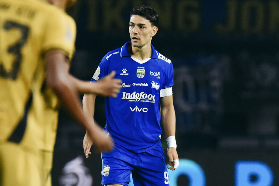 Bek Persib, Federico Barba