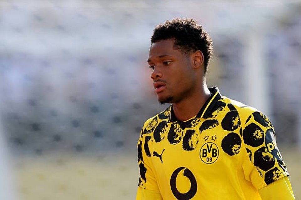 Dortmund Tawarkan Wonderkid Gagalnya ke Tim Prancis