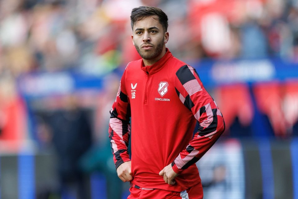 Perkuat Pertahanan, Marseille Bidik Fullback Utrecht, Siapa?