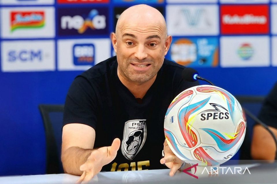 Persebaya Resmi Tunjuk Bernardo Tavares Sebagai Pelatih