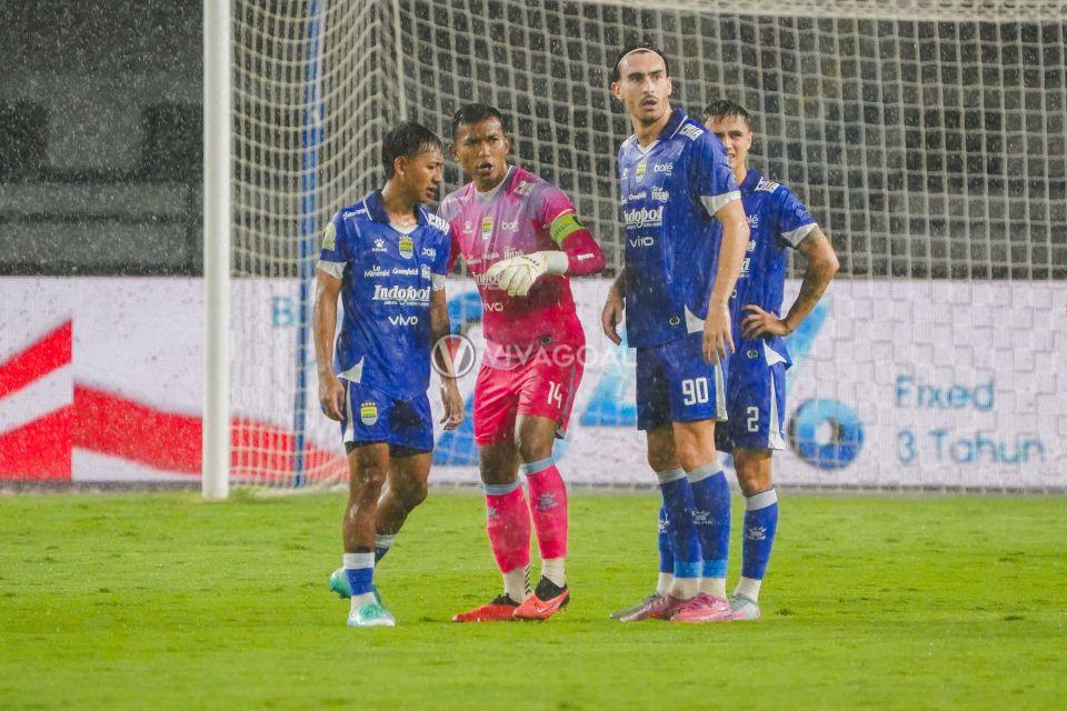Gol Tunggal Andrew Jung Antar Persib Geser Borneo di Puncak Klasemen Super League