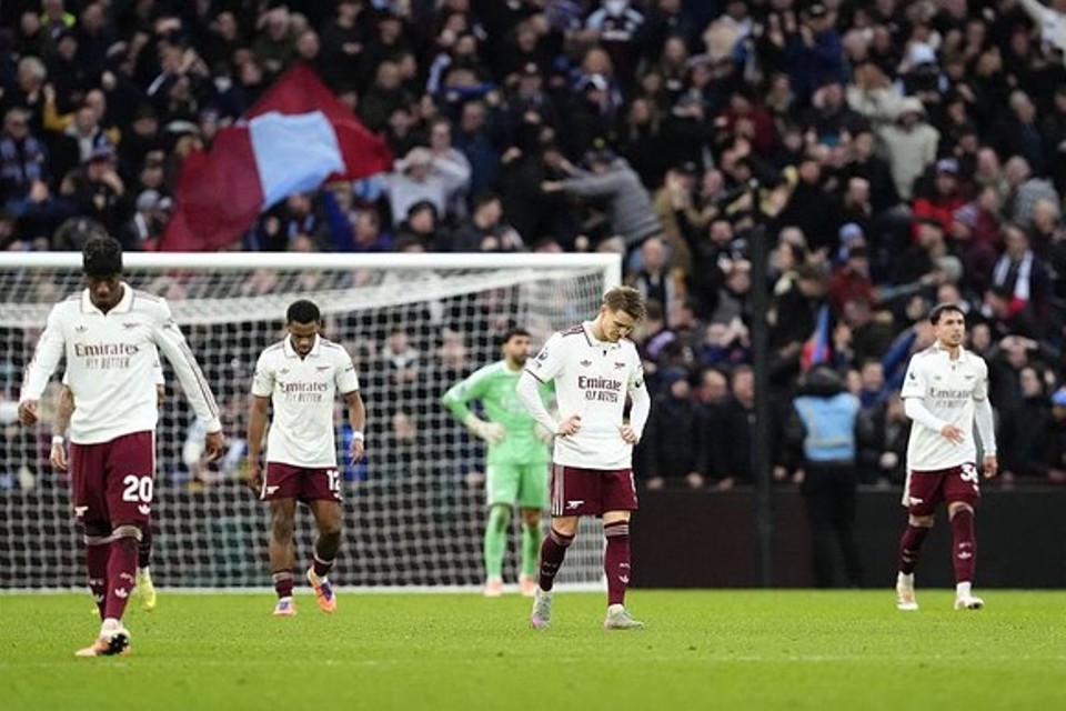 Villa Arsenal