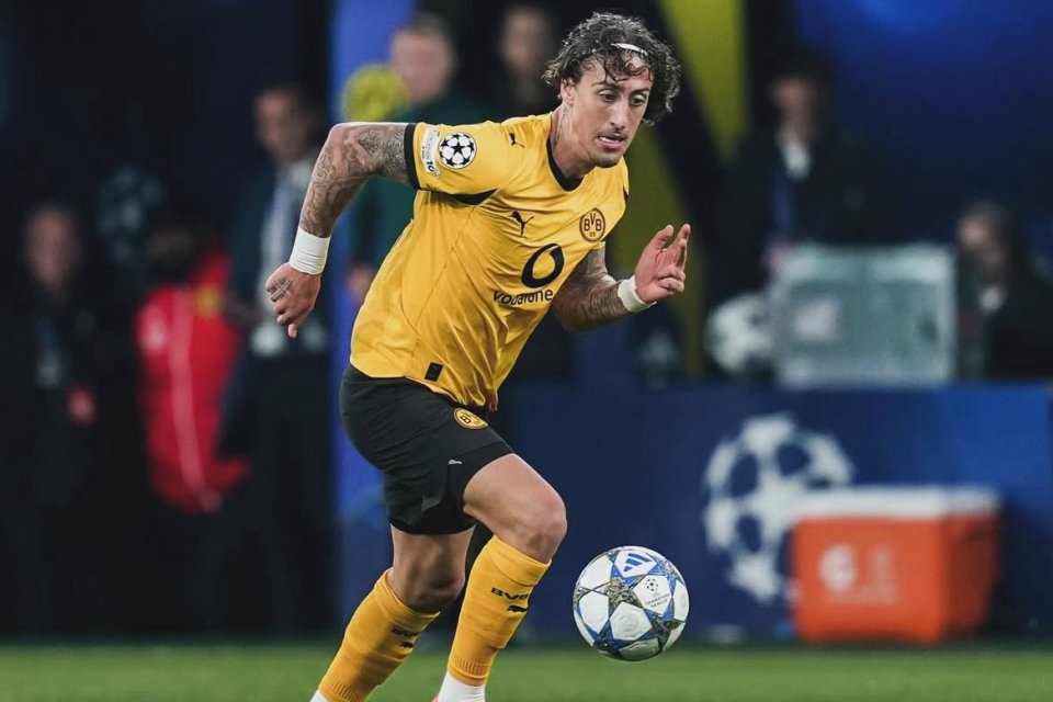 Tim Papan Tengah LaLiga Kencangkan Minat pada Penyerang Dortmund