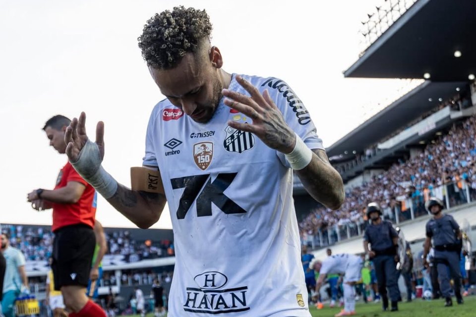 Mau Angkut Neymar, Tim Inggris Diperingatkan Satu Hal!