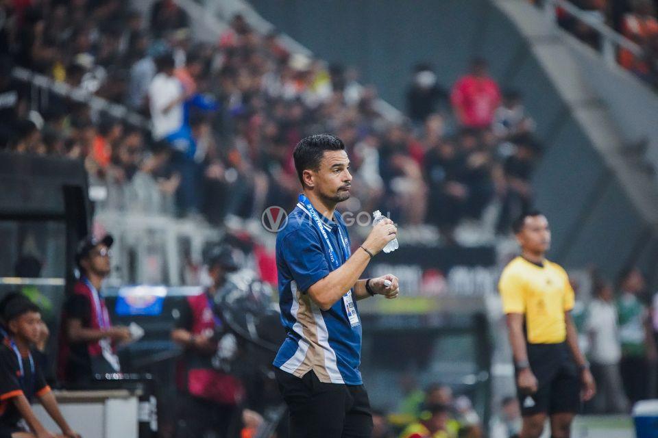 Didukung Jakmania dan Bobotoh, Carlos Pena Senang
