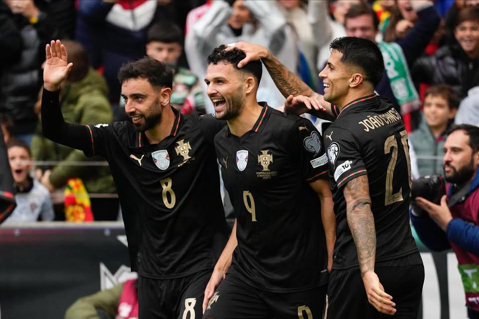 Barcelona sepertinya mulai mengurungkan niat merekrut Joao Cancelo.