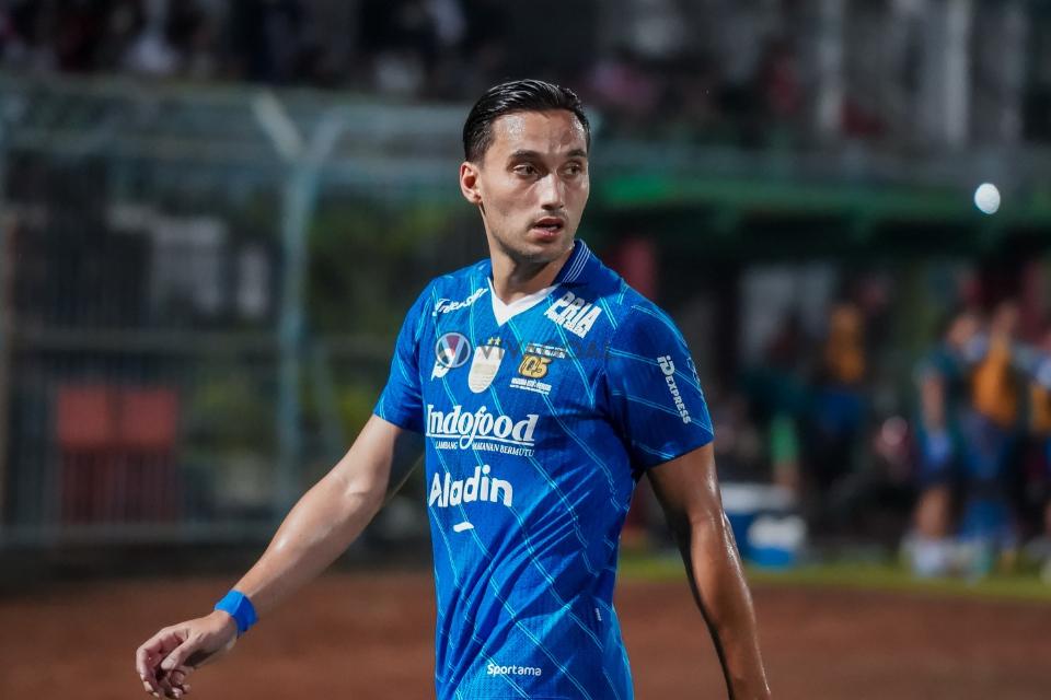 Pelatih Persib Teringat Masa-Masa Indah Bersama Bomber Persik
